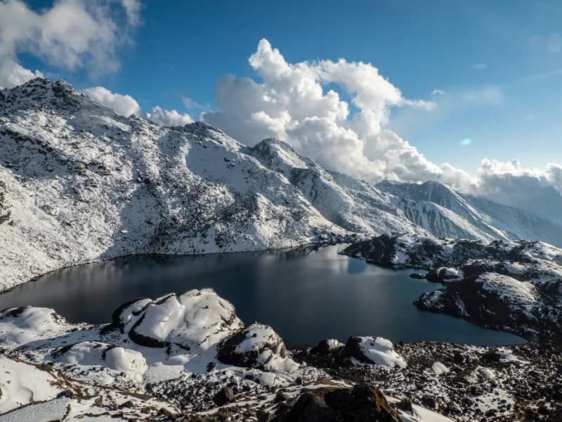 Lauribina Pass Trek - Mountain View